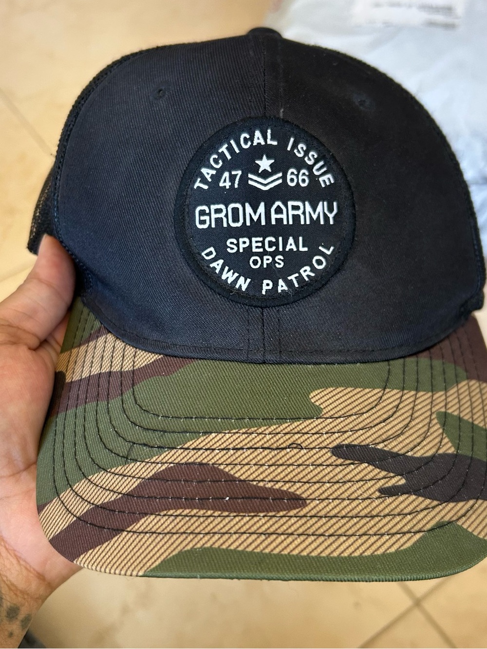 Grom army mens Tactical Issue Black & Camo Trucker Cap #93
